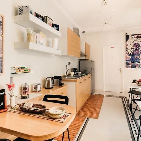 Bed & Breakfast Adriano Augusto 5*