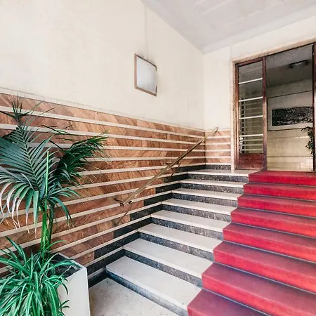 Adriano Augusto Bed & Breakfast Rome