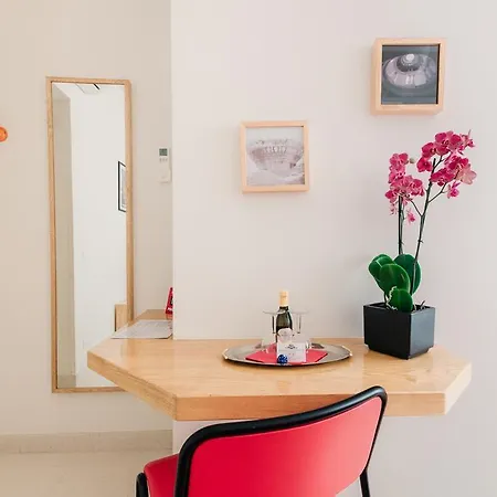 Adriano Augusto Bed & Breakfast Rome
